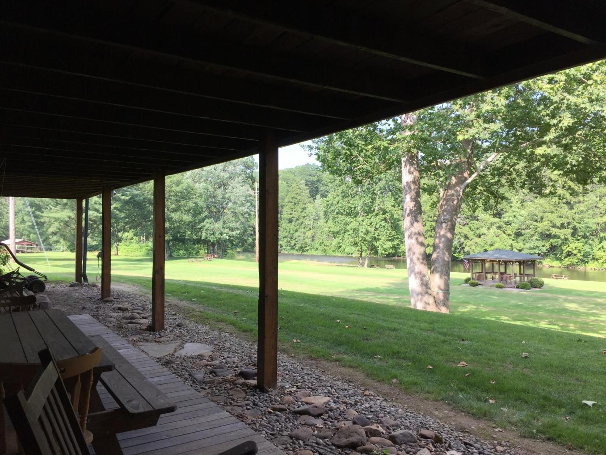 Rough Cut Lodge Gaines Værelse billede